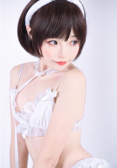丰满的已婚女人电影